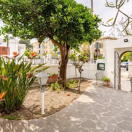 Holiday home Casa Dafne Lipari (Isola Lipari)