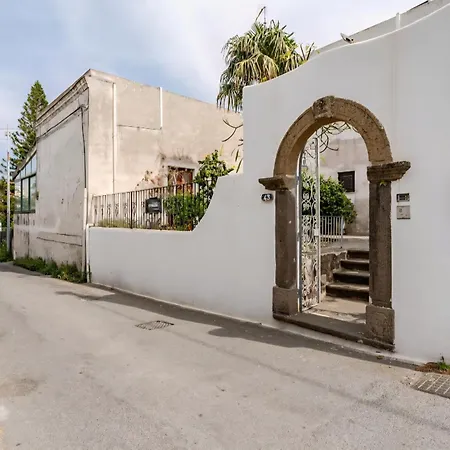 Casa Dafne Casa vacanze Città di Lipari
